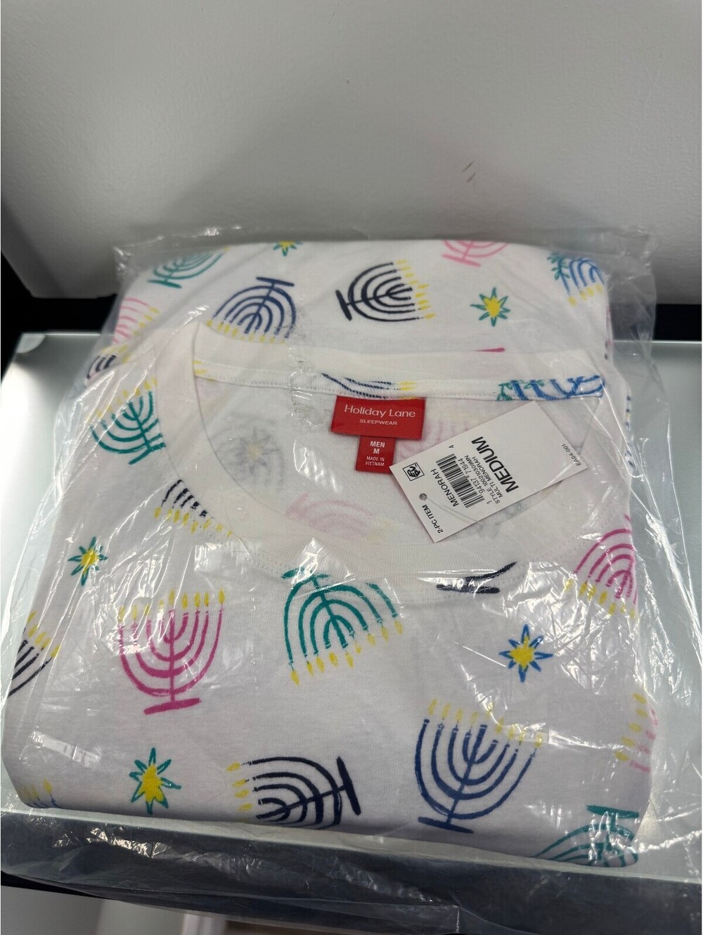 Holiday Lane Men's Medium Hanukkah Pajama Set 2 Pc Menorah Print NEW Sleepwear